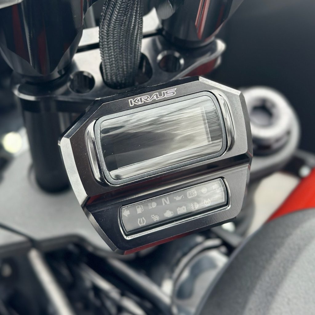 インスツルメント-ゲージベゼル インストルメント・ゲージベゼル - Harley Davidson | アンバー