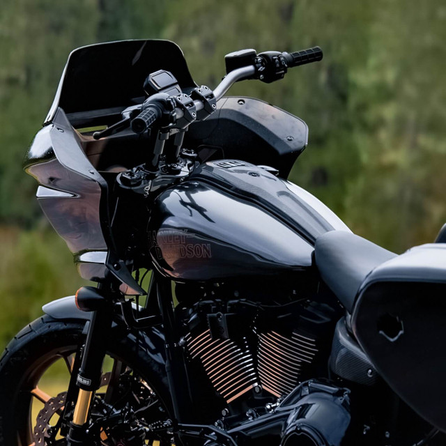 Workman Kickback ライザー | ハーレー・カスタム・ワールド [HARLEY