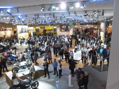 bmw_booth