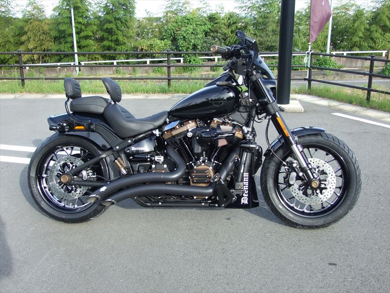 Performance Machine Galaxy on Fat Bob / ハーレーダビッドソン三重 ...