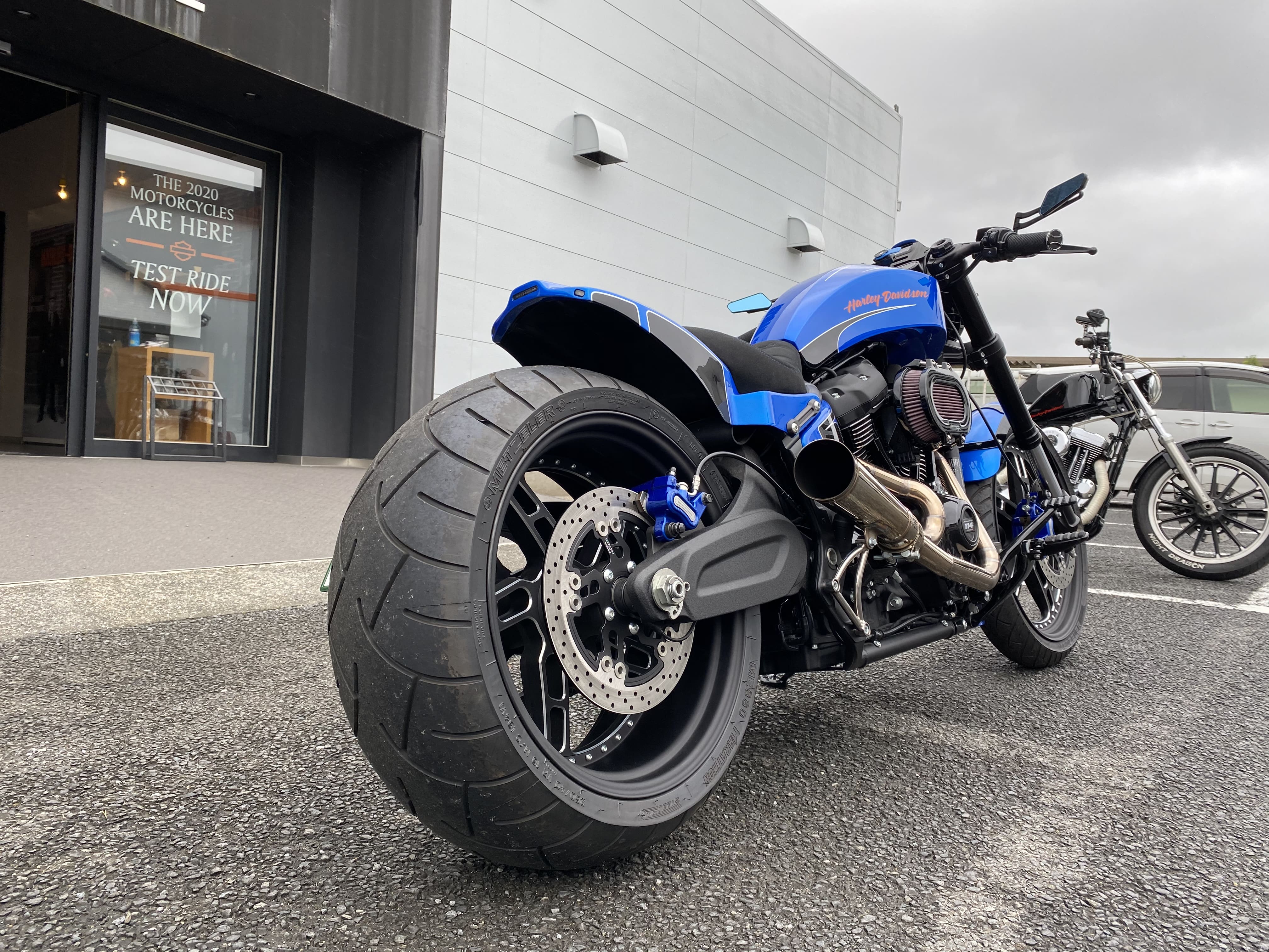 Thunderbike GP-Style on 2019 FXDR / ハーレーダビッドソン成田
