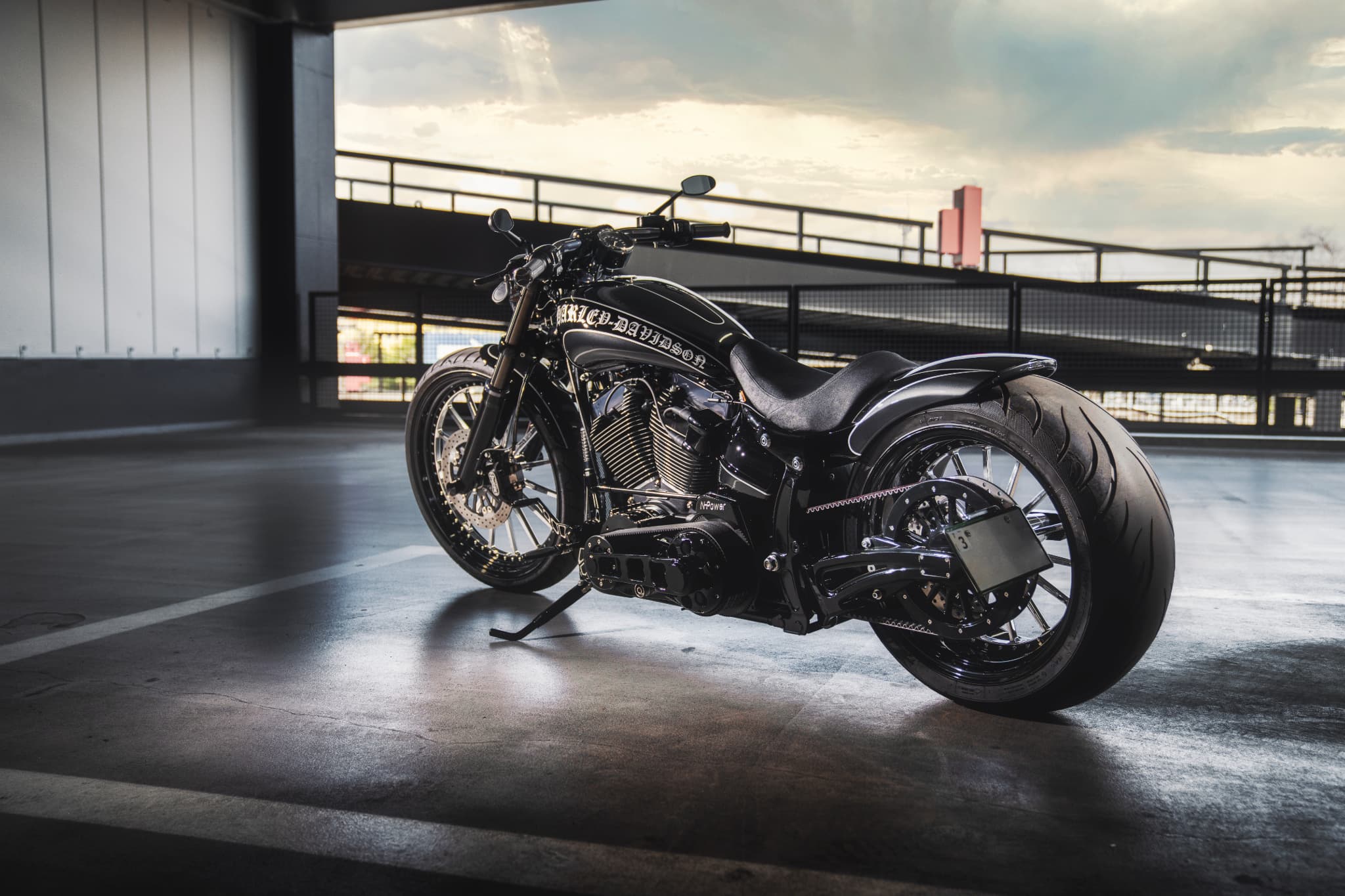 ハーレーカスタムblog – ハーレー・カスタム・ワールド [HARLEY